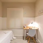 Apartment Chic Gran Via *